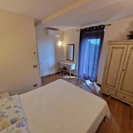 Flat I Petroio